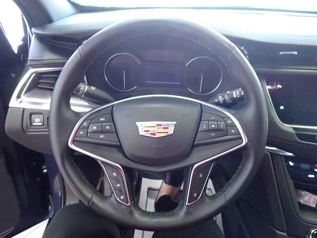 2025 Cadillac XT5 AWD Luxury 4DR LEATHER Photo