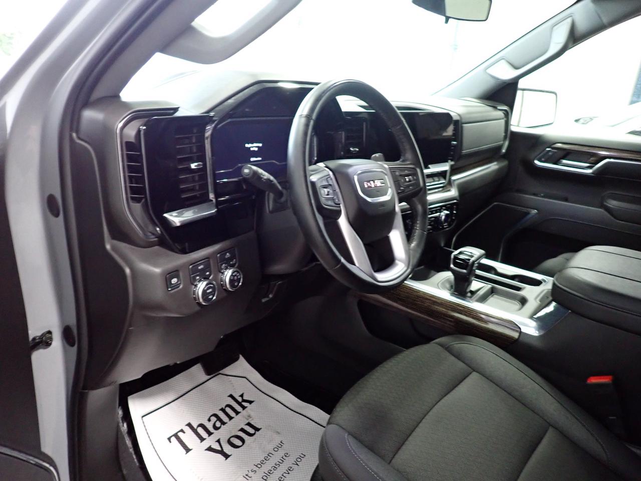2024 GMC Sierra 1500 Elevation 4WD CREW CAB BUCKETS 5'8 BOX Photo