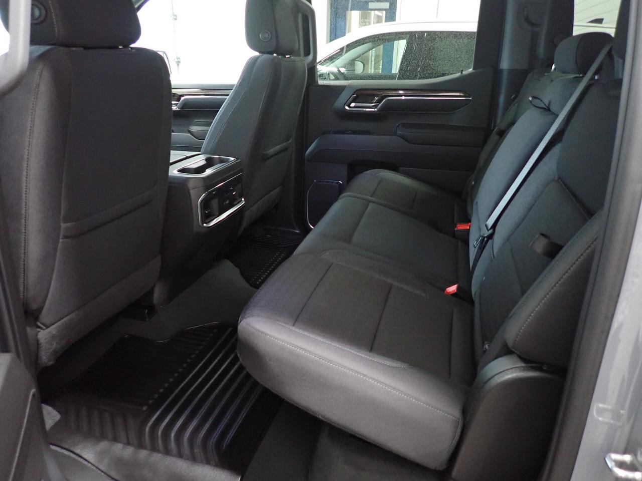 2024 GMC Sierra 1500 Elevation 4WD CREW CAB BUCKETS 5'8 BOX Photo