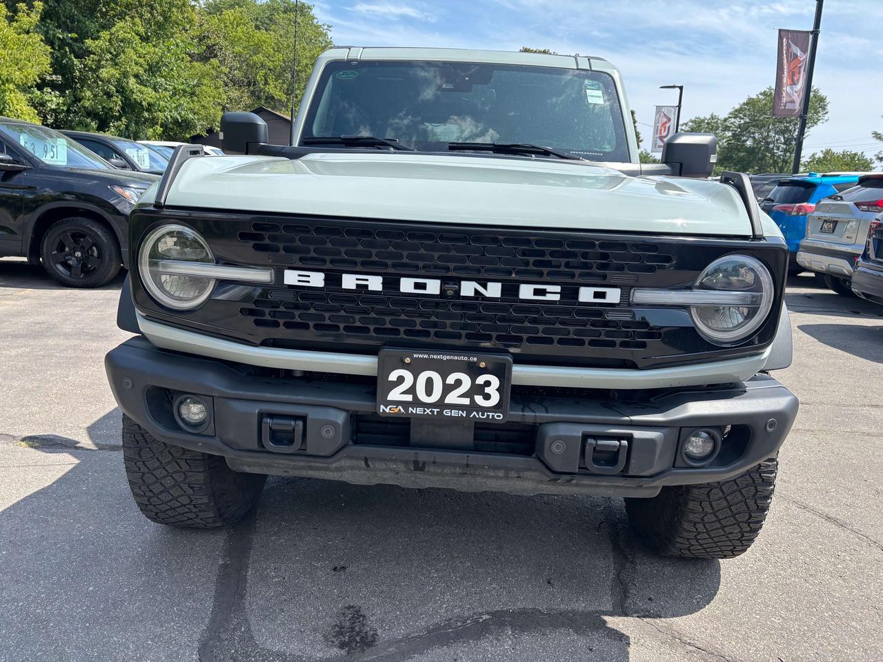 2023 Ford Bronco Wildtrak Advanced Lux Package Navigation No Accide Photo