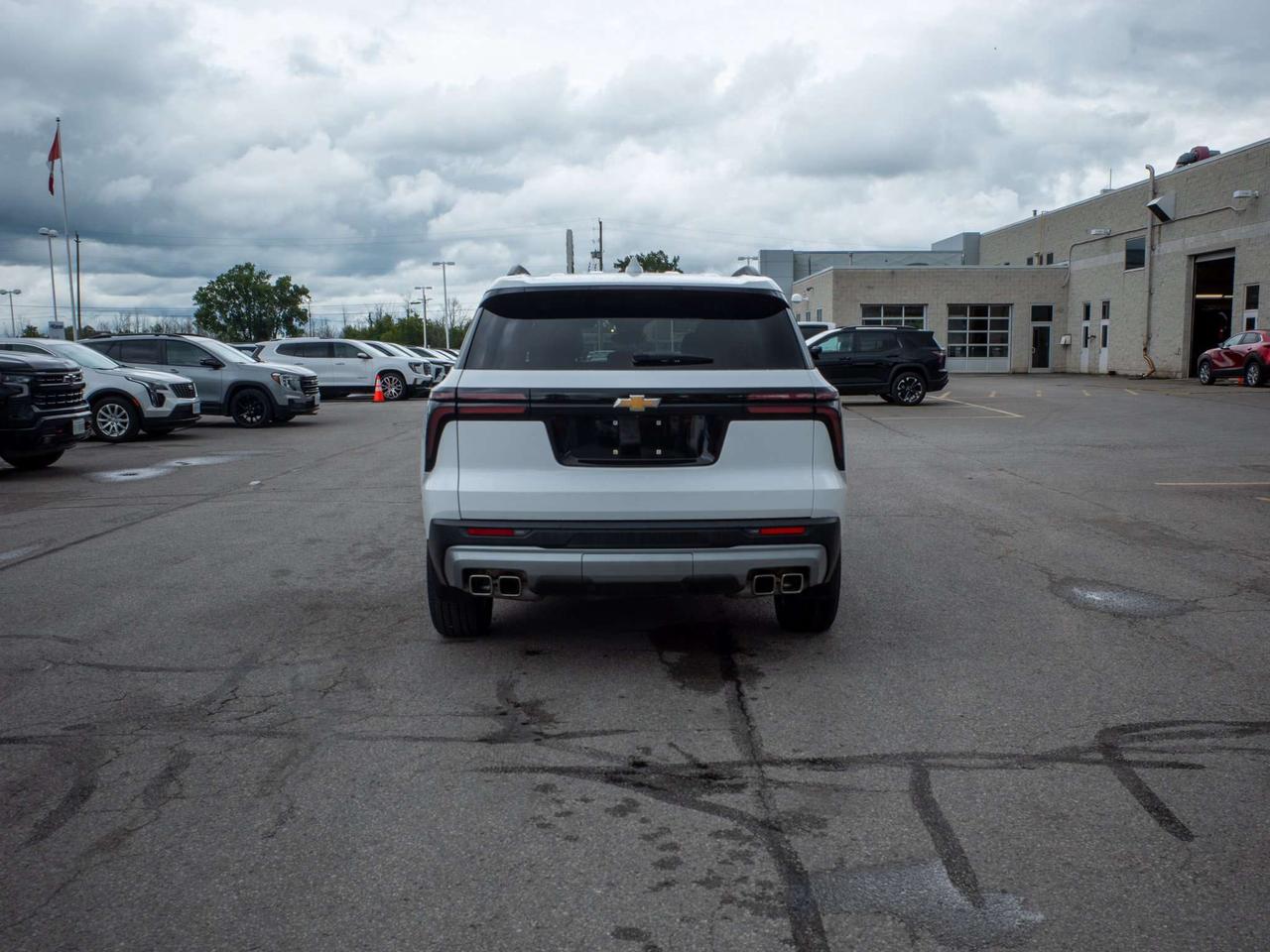 2025 Chevrolet Traverse LT - Remote Trunk Release   Adaptive Cruise Control Photo