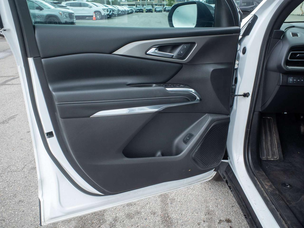 2025 Chevrolet Traverse LT - Remote Trunk Release   Adaptive Cruise Control Photo