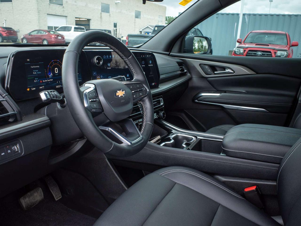 2025 Chevrolet Traverse LT - Remote Trunk Release   Adaptive Cruise Control Photo