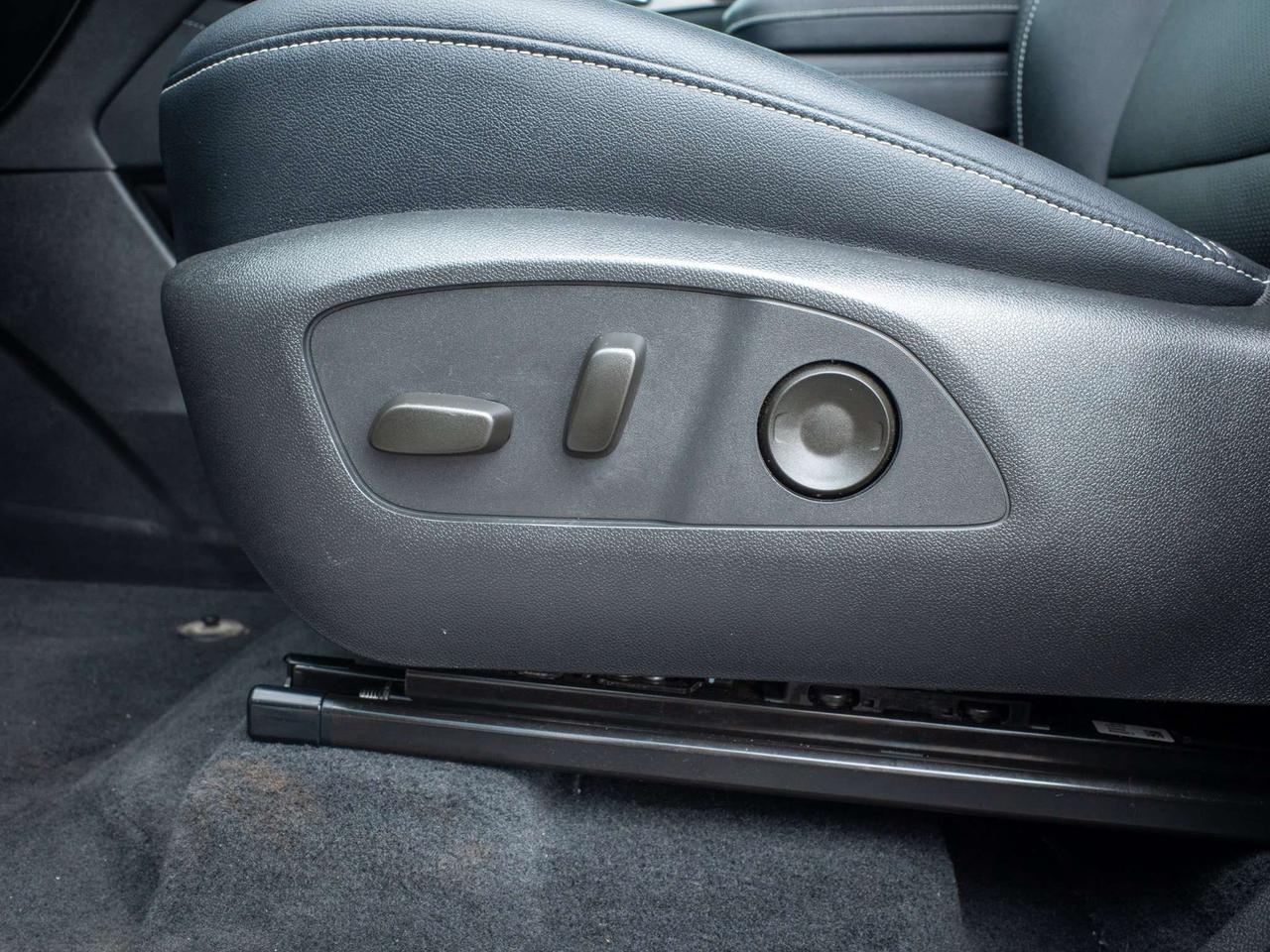 2025 Chevrolet Traverse LT - Remote Trunk Release   Adaptive Cruise Control Photo