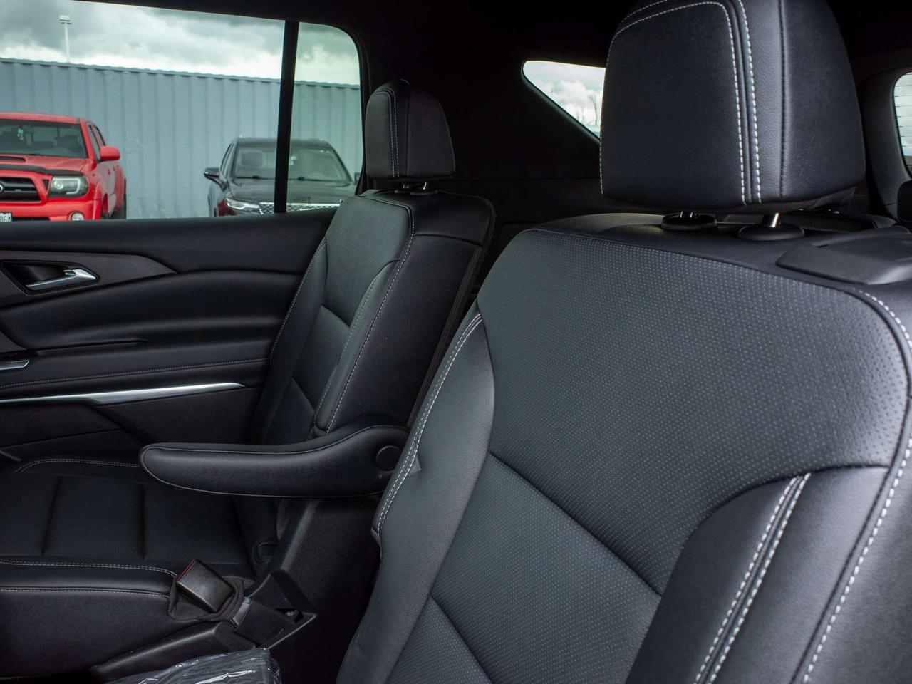 2025 Chevrolet Traverse LT - Remote Trunk Release   Adaptive Cruise Control Photo