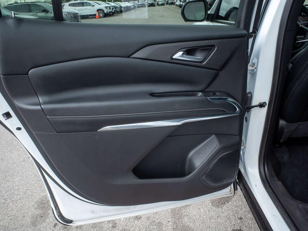 2025 Chevrolet Traverse LT - Remote Trunk Release   Adaptive Cruise Control Photo
