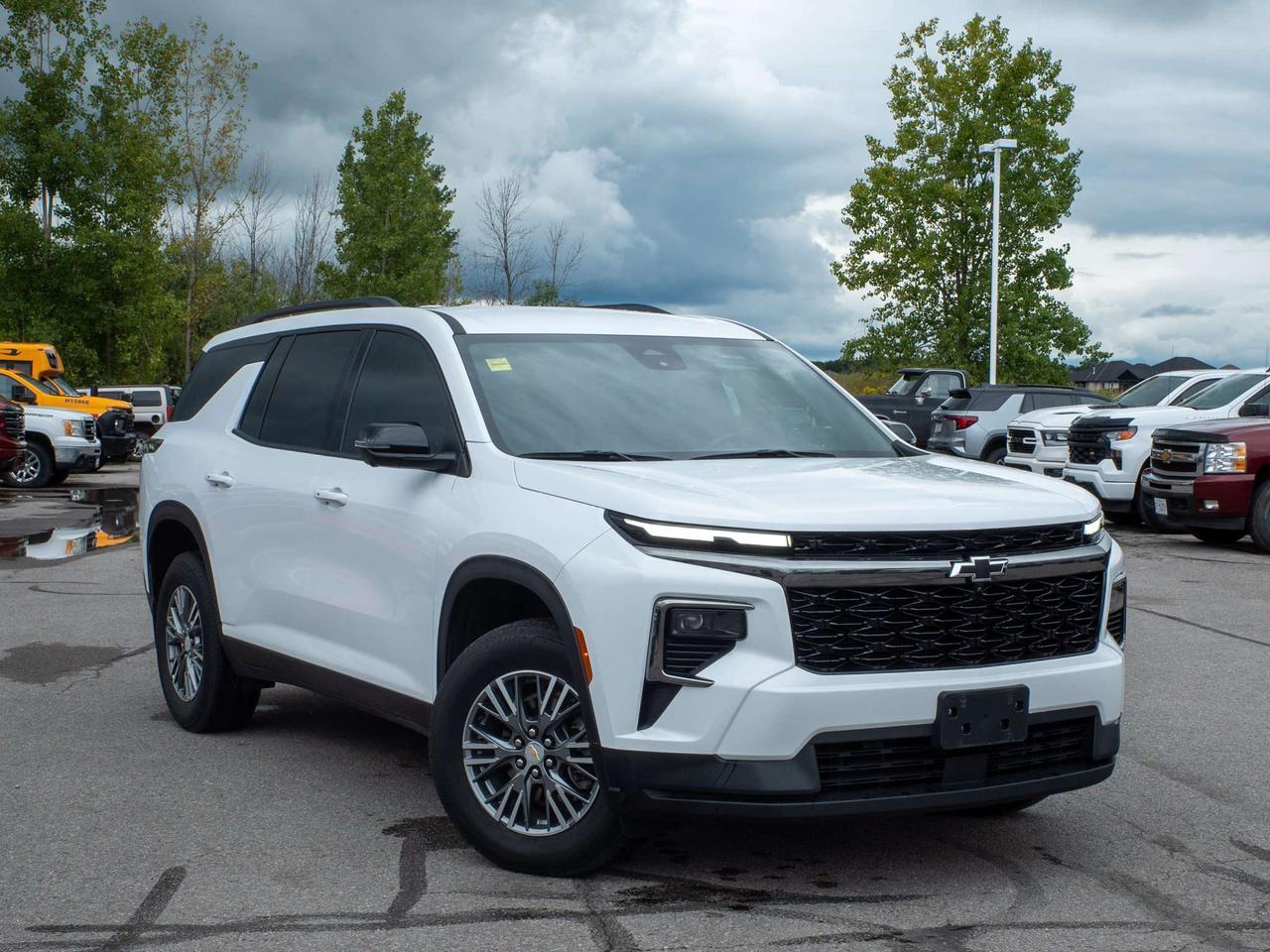 2025 Chevrolet Traverse LT - Remote Trunk Release   Adaptive Cruise Control Photo