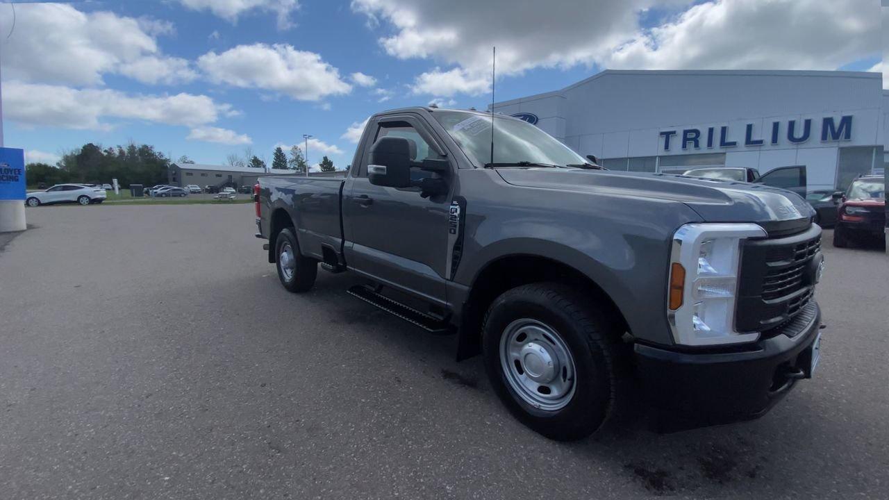 2024 Ford SUPER DUTY F-250 SRW XL Photo