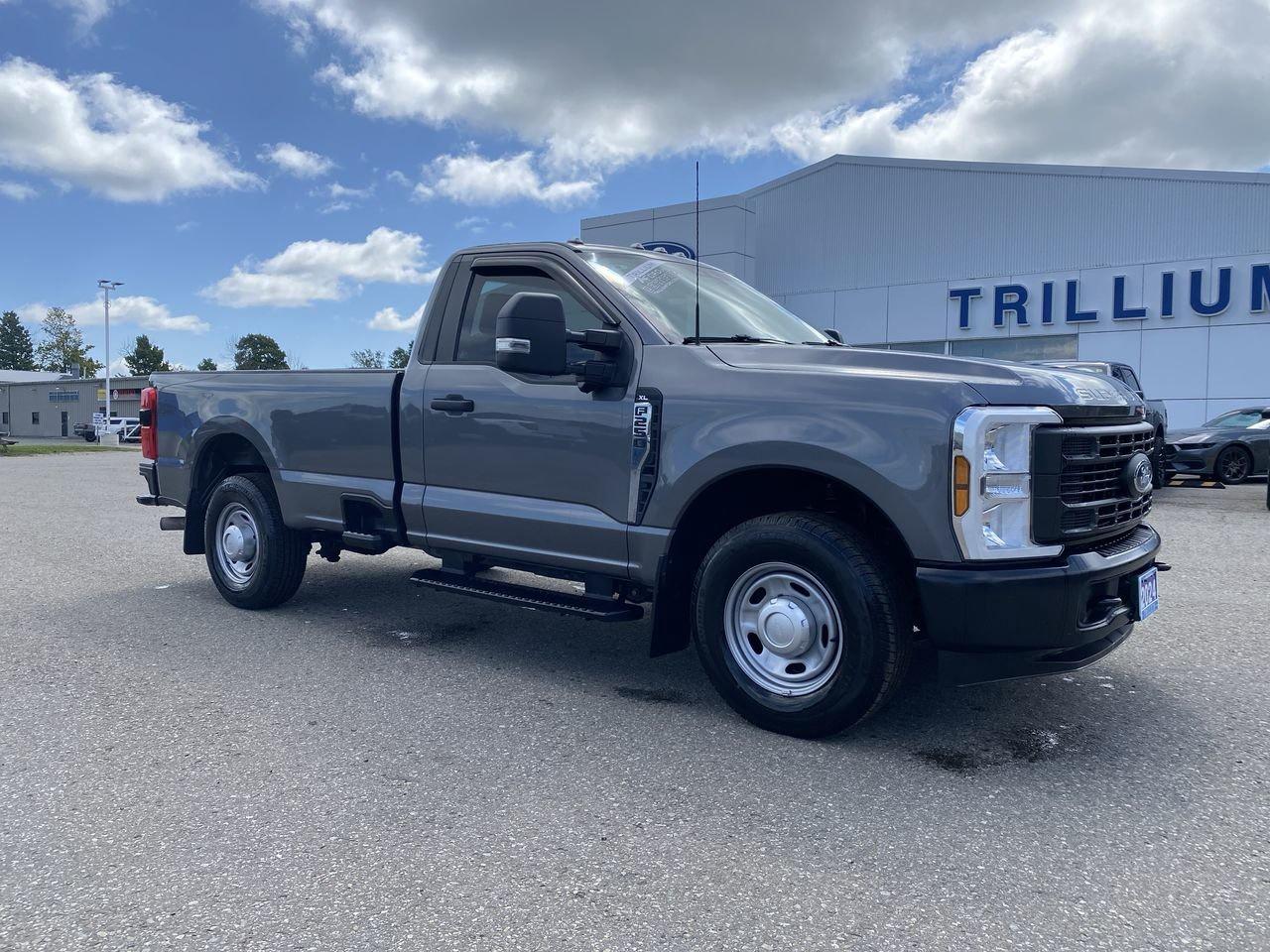 2024 Ford SUPER DUTY F-250 SRW XL Photo
