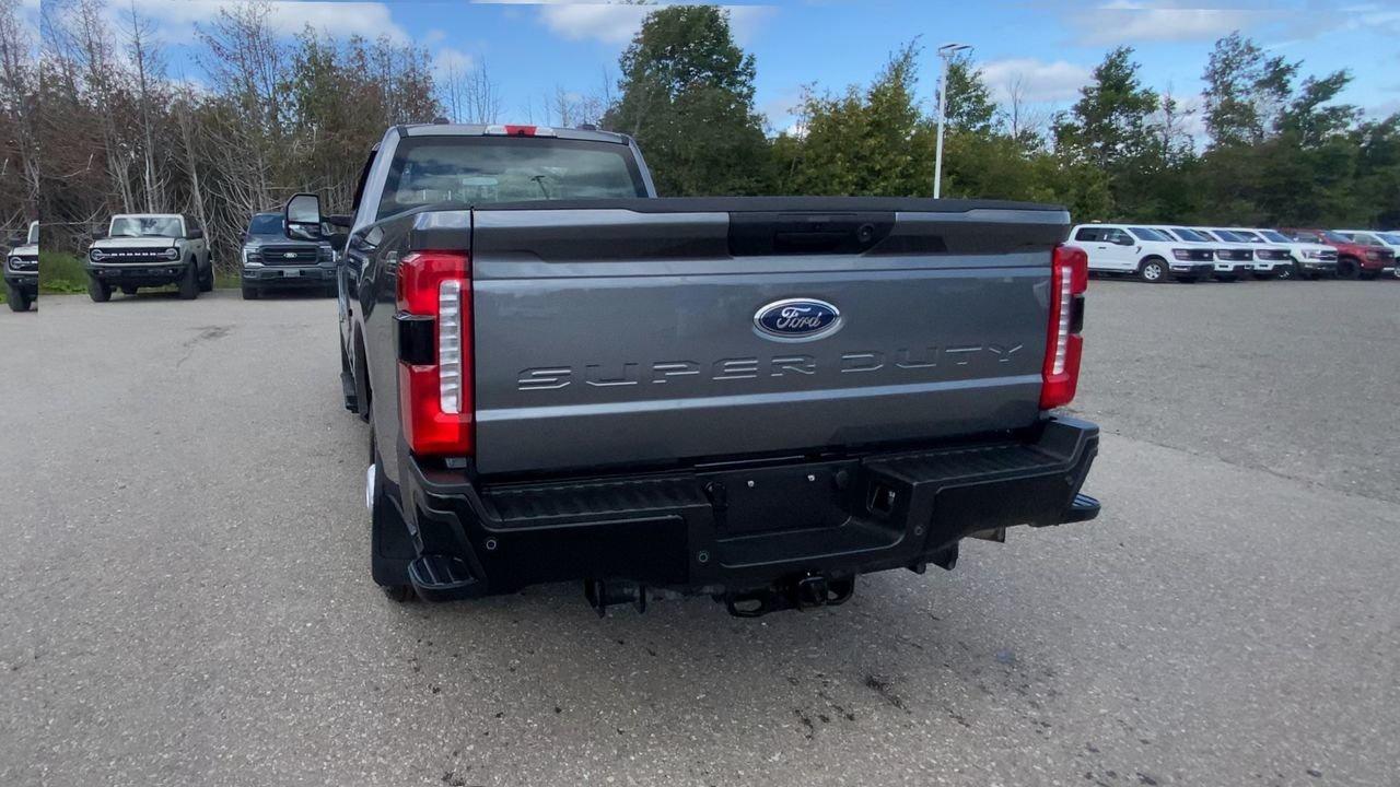 2024 Ford SUPER DUTY F-250 SRW XL Photo