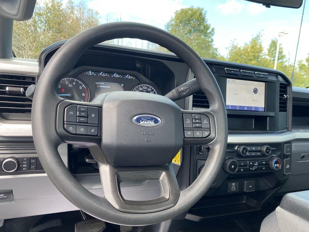 2024 Ford SUPER DUTY F-250 SRW XL Photo