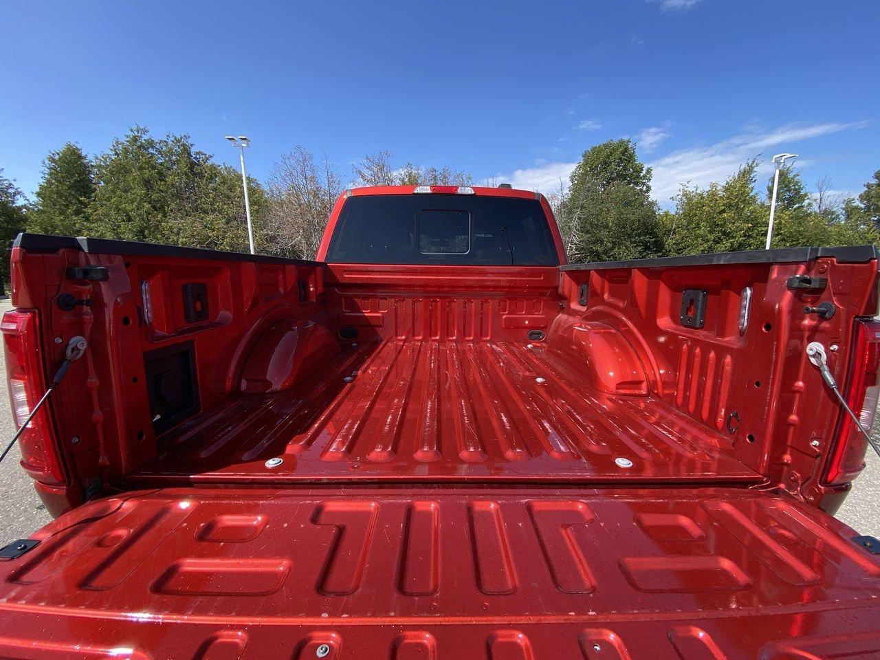 2023 Ford F-150 XLT Photo