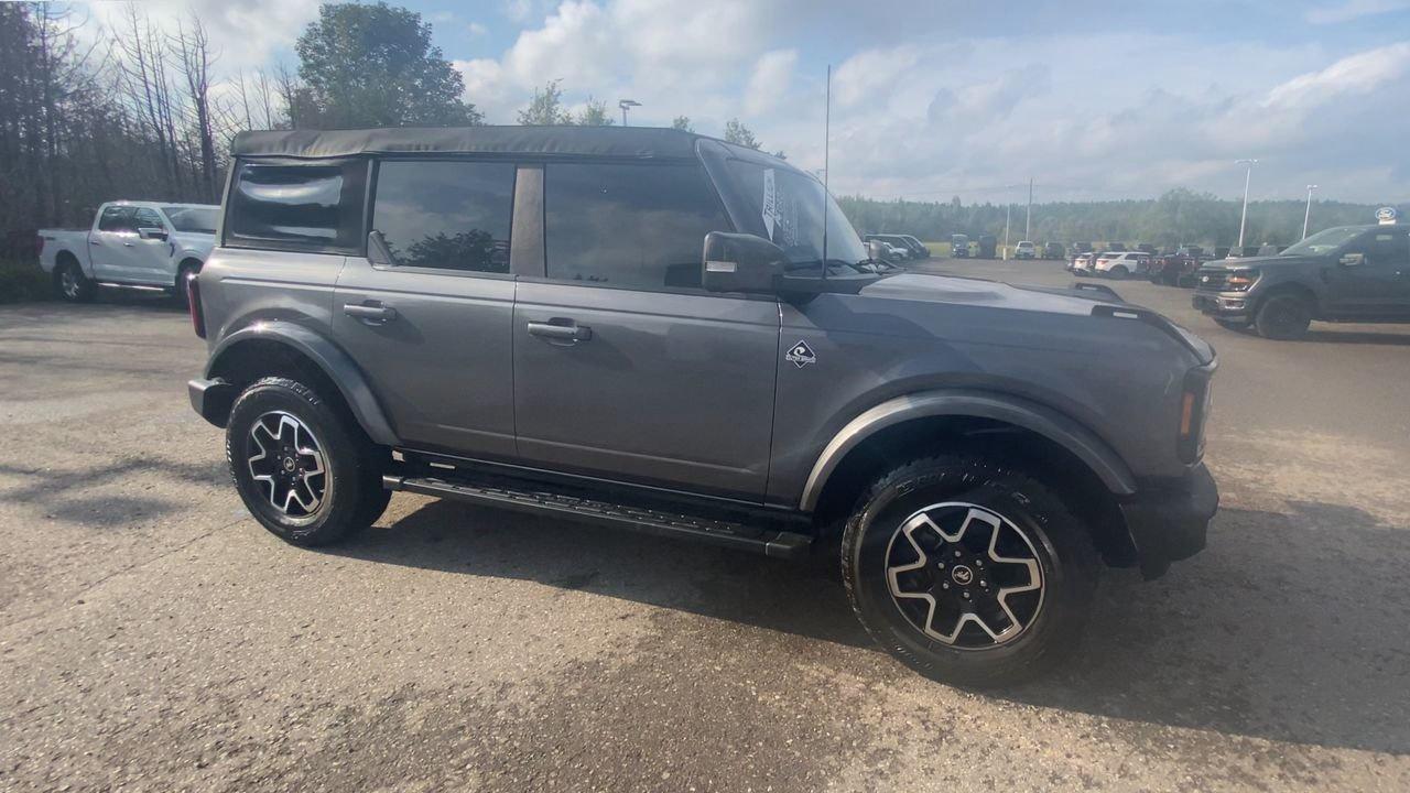 2023 Ford Bronco  Photo5