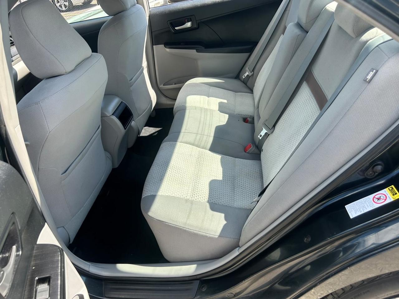 2012 Toyota Camry SE Photo