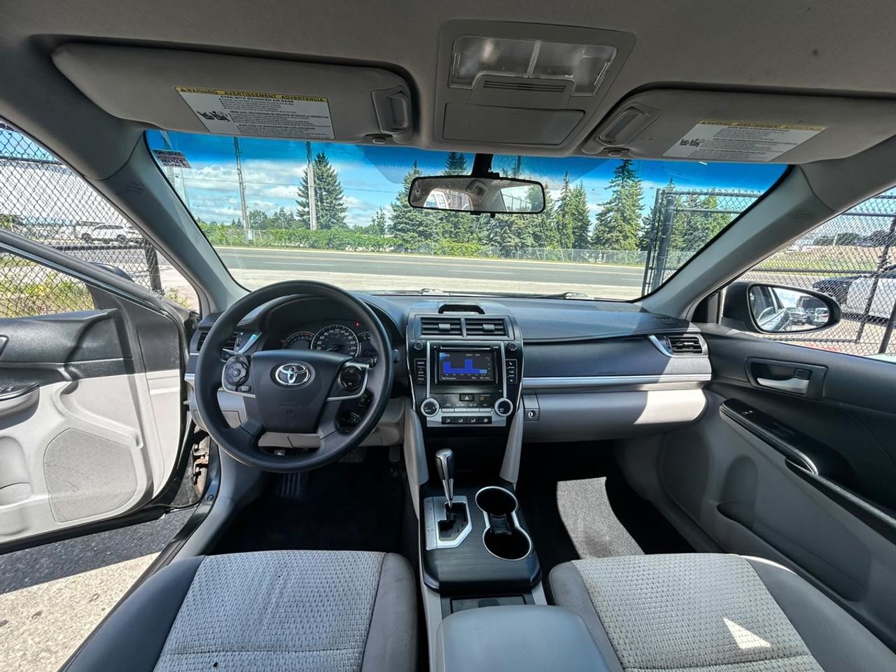 2012 Toyota Camry SE Photo5