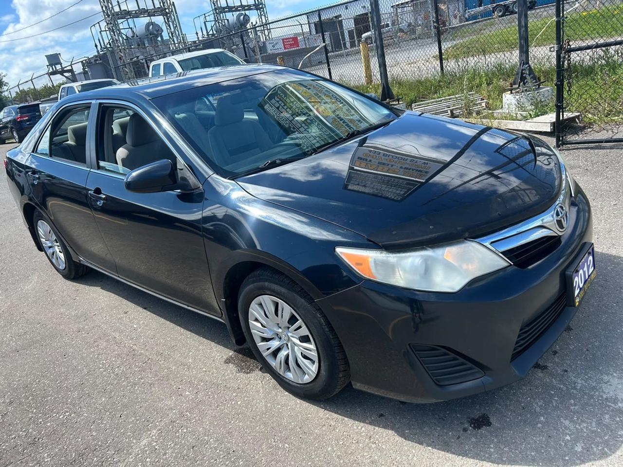 2012 Toyota Camry SE Photo