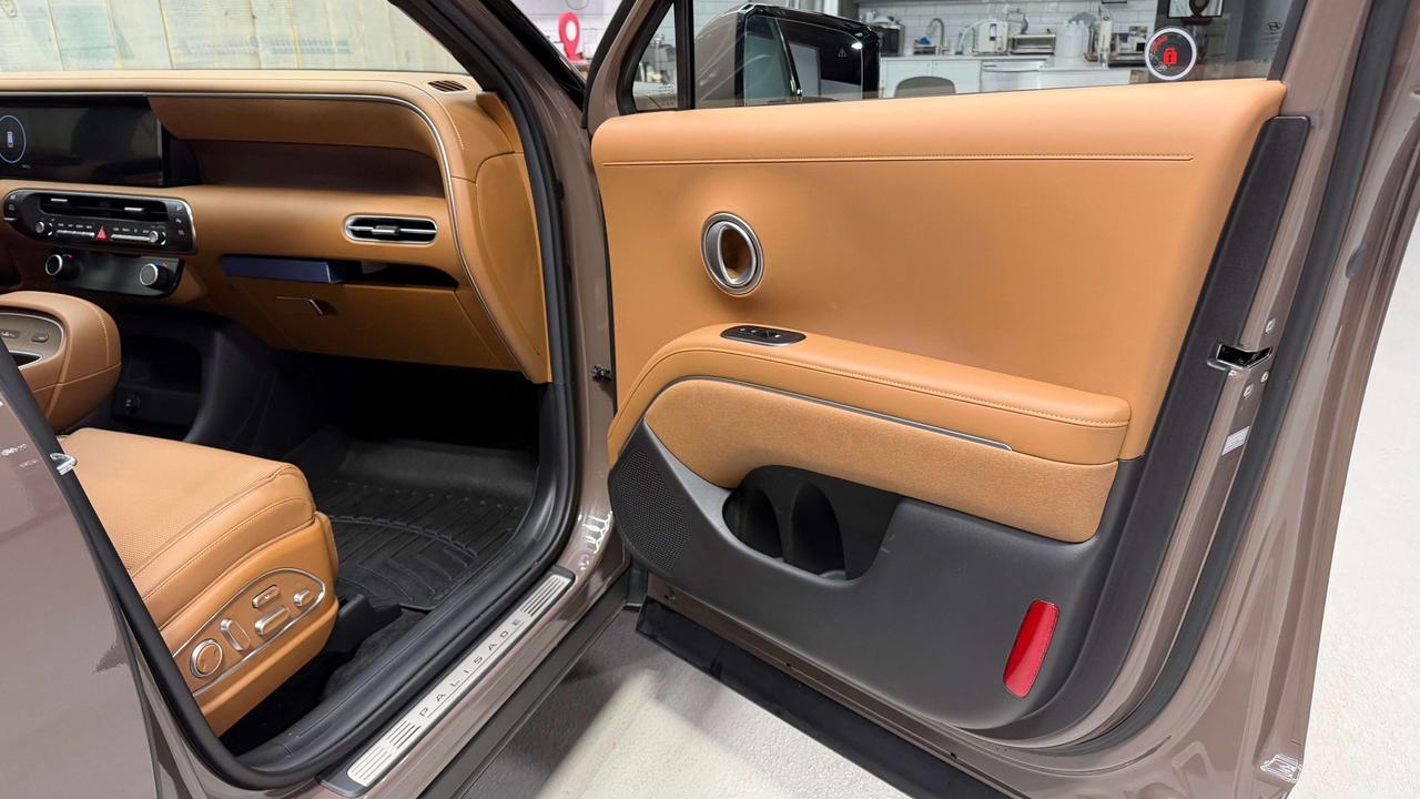 2026 Hyundai PALISADE ULTIMATE CALLIGRAPHY 7-PASS 3.5L Photo