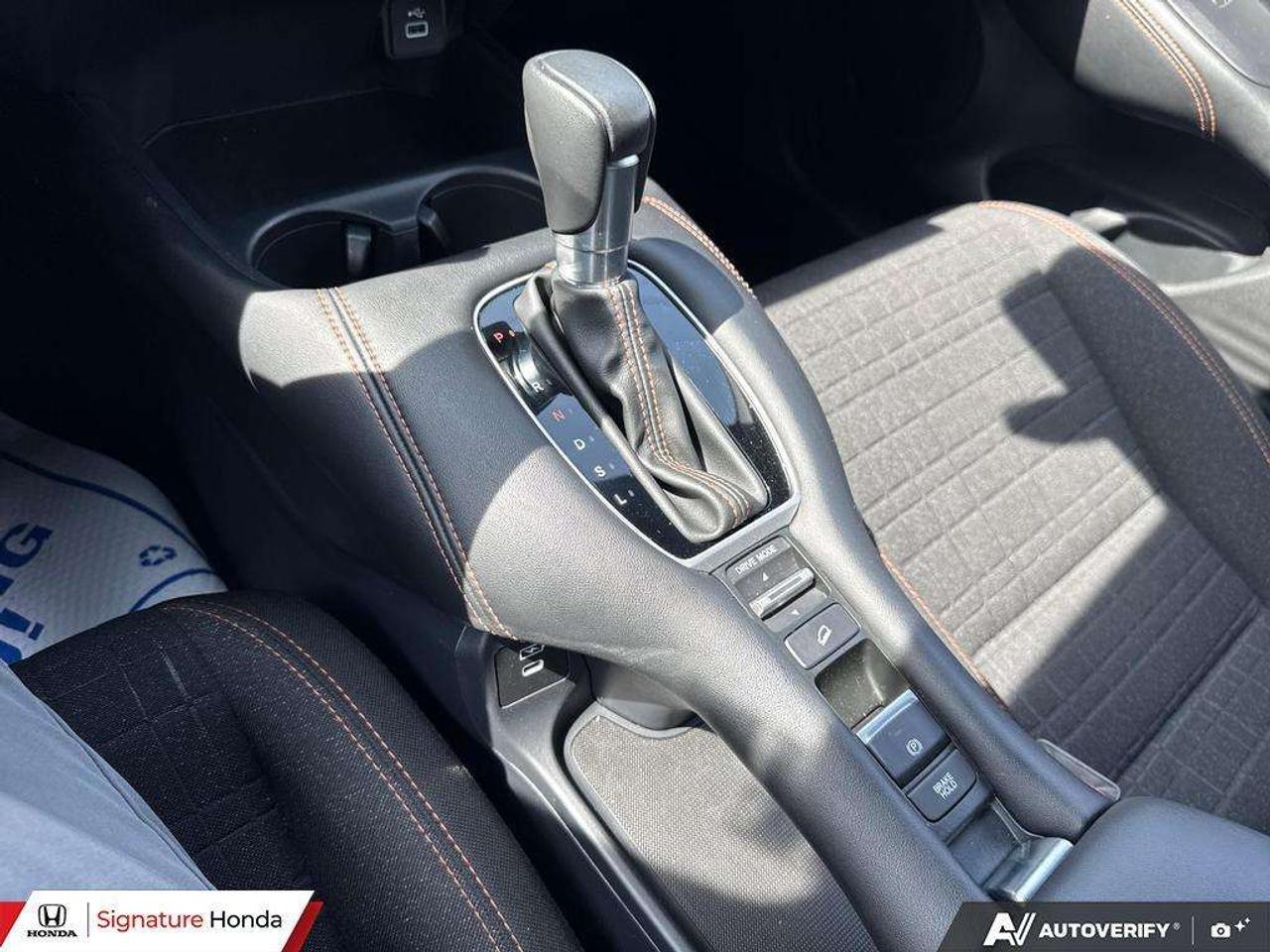 2025 Honda HR-V Sport Photo