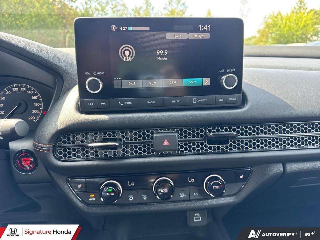 2025 Honda HR-V Sport Photo