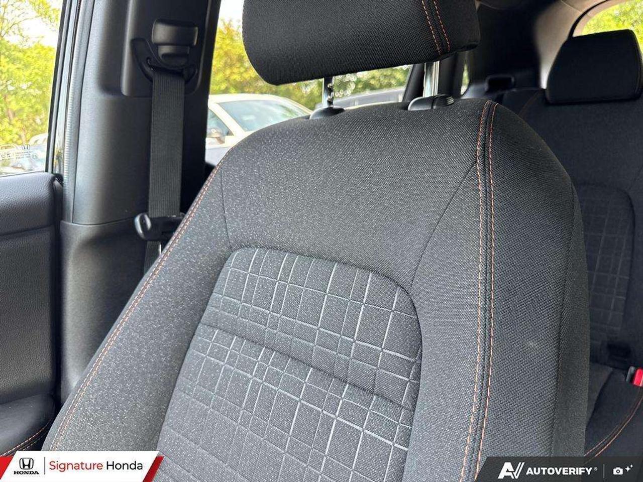 2025 Honda HR-V Sport Photo