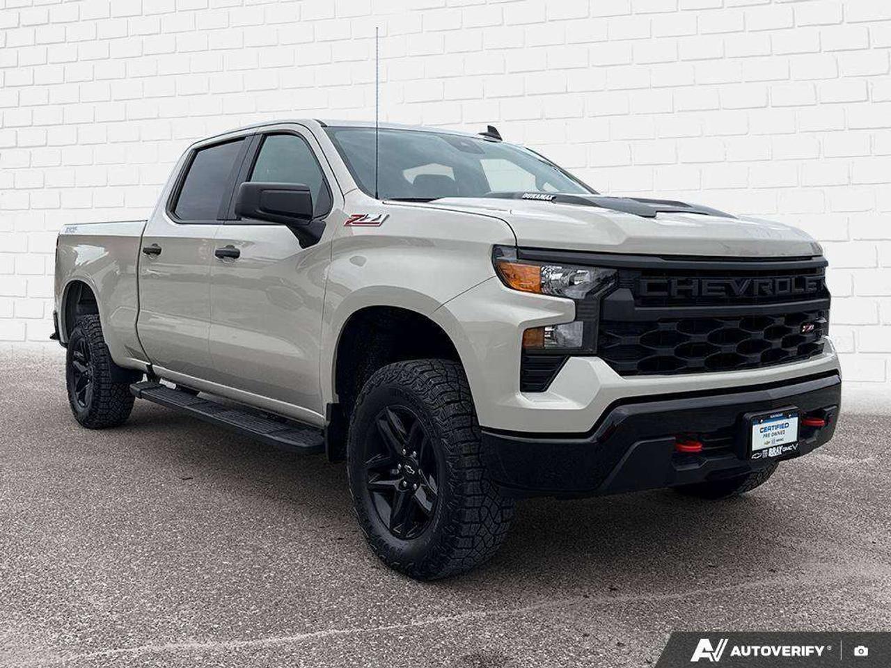 2026 Chevrolet Silverado 1500 RUNNING BOARDS. TRAILERING PKG. HITCH GUIDANCE. OFF ROAD SUSPENSION W/ 2 LIFT. HEATED OUTSIDE MIRRORS. Photo