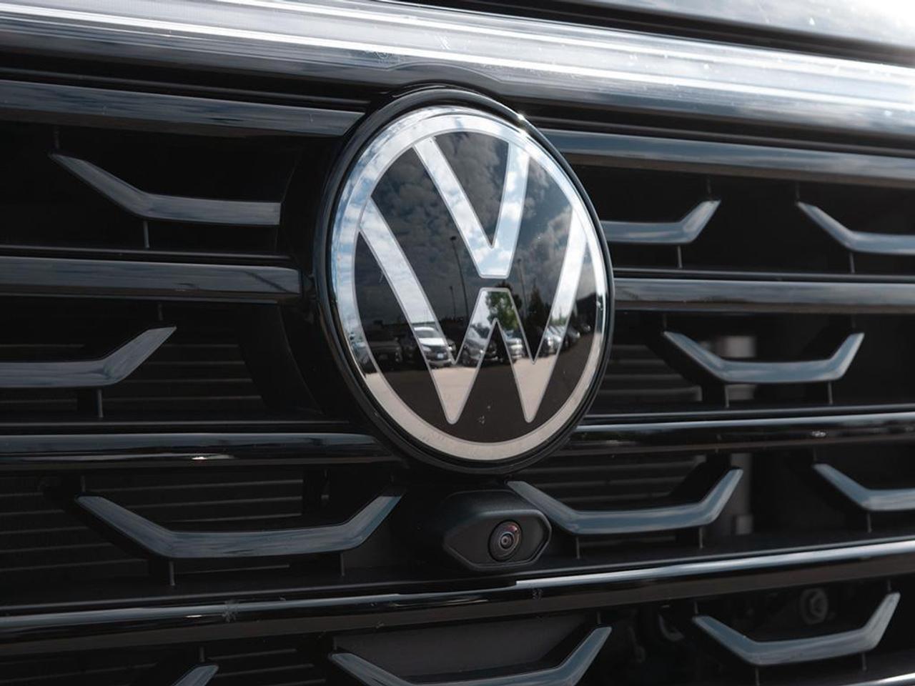 2025 Volkswagen Atlas Cross Sport  Photo