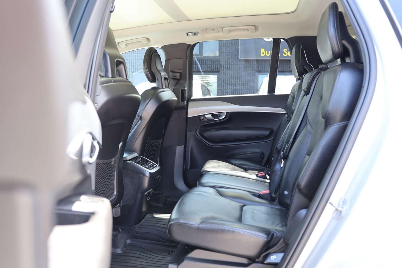 2020 Volvo XC90 T6-AWD-MOMENTUM-7PASS/360 CAM/NAV/ADAPT CRUISE/BLIS/FCW/LKA/LEATHER/H SEATS/CARPLAY/KEYLESS/PANO ROOF Photo