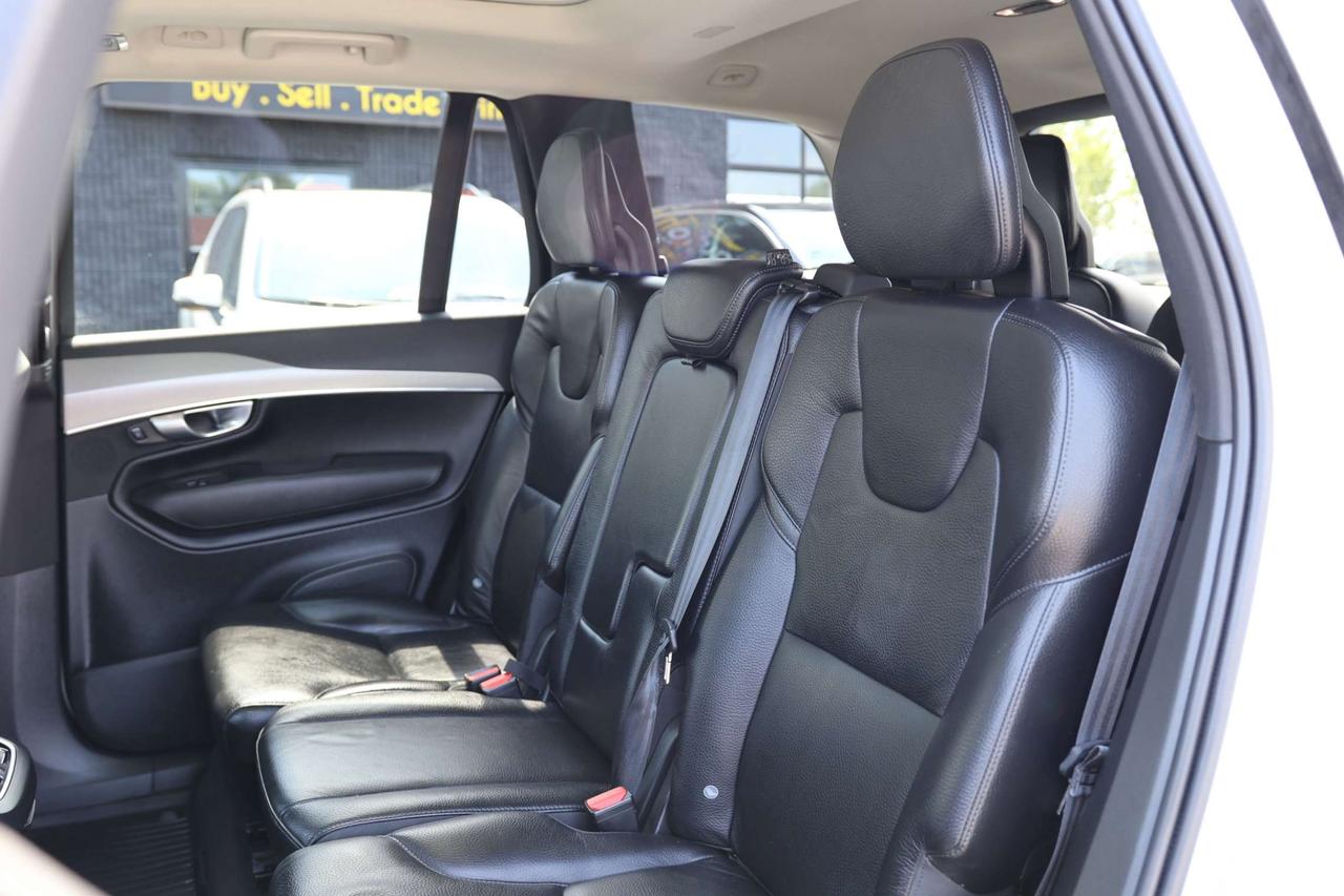 2020 Volvo XC90 T6-AWD-MOMENTUM-7PASS/360 CAM/NAV/ADAPT CRUISE/BLIS/FCW/LKA/LEATHER/H SEATS/CARPLAY/KEYLESS/PANO ROOF Photo