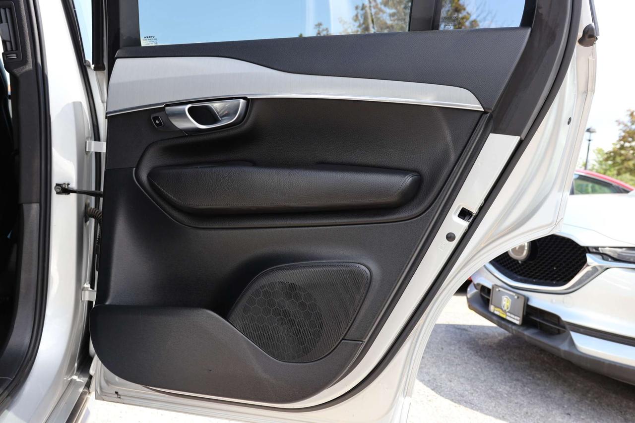 2020 Volvo XC90 T6-AWD-MOMENTUM-7PASS/360 CAM/NAV/ADAPT CRUISE/BLIS/FCW/LKA/LEATHER/H SEATS/CARPLAY/KEYLESS/PANO ROOF Photo