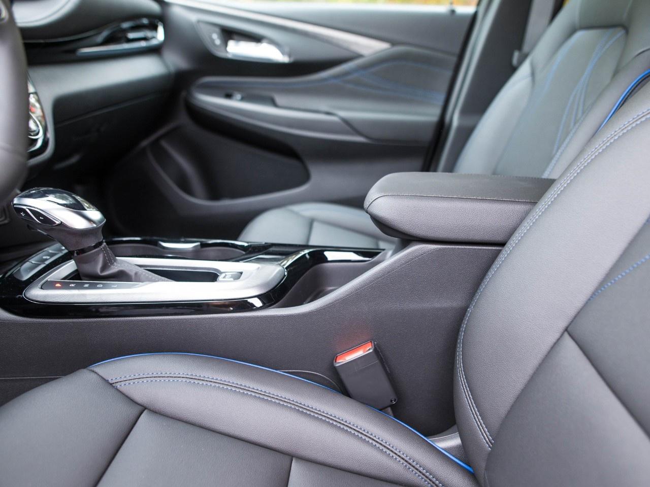 2026 Buick Envista FWD 4dr Sport Touring Photo