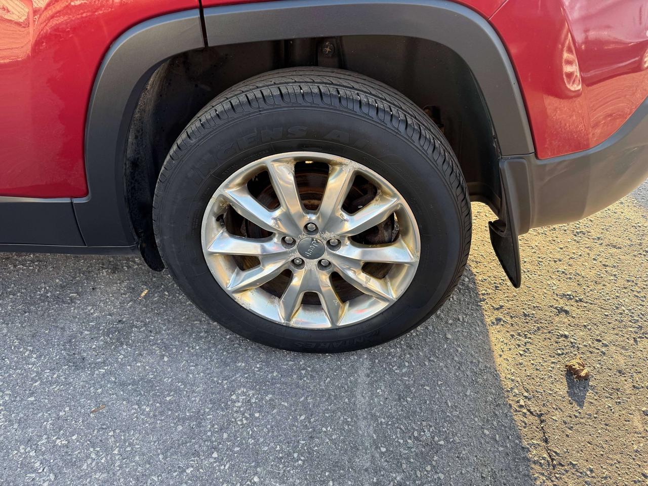 2015 Jeep Cherokee *** 3 YEAR WARRANTY INCLUDED *** Photo
