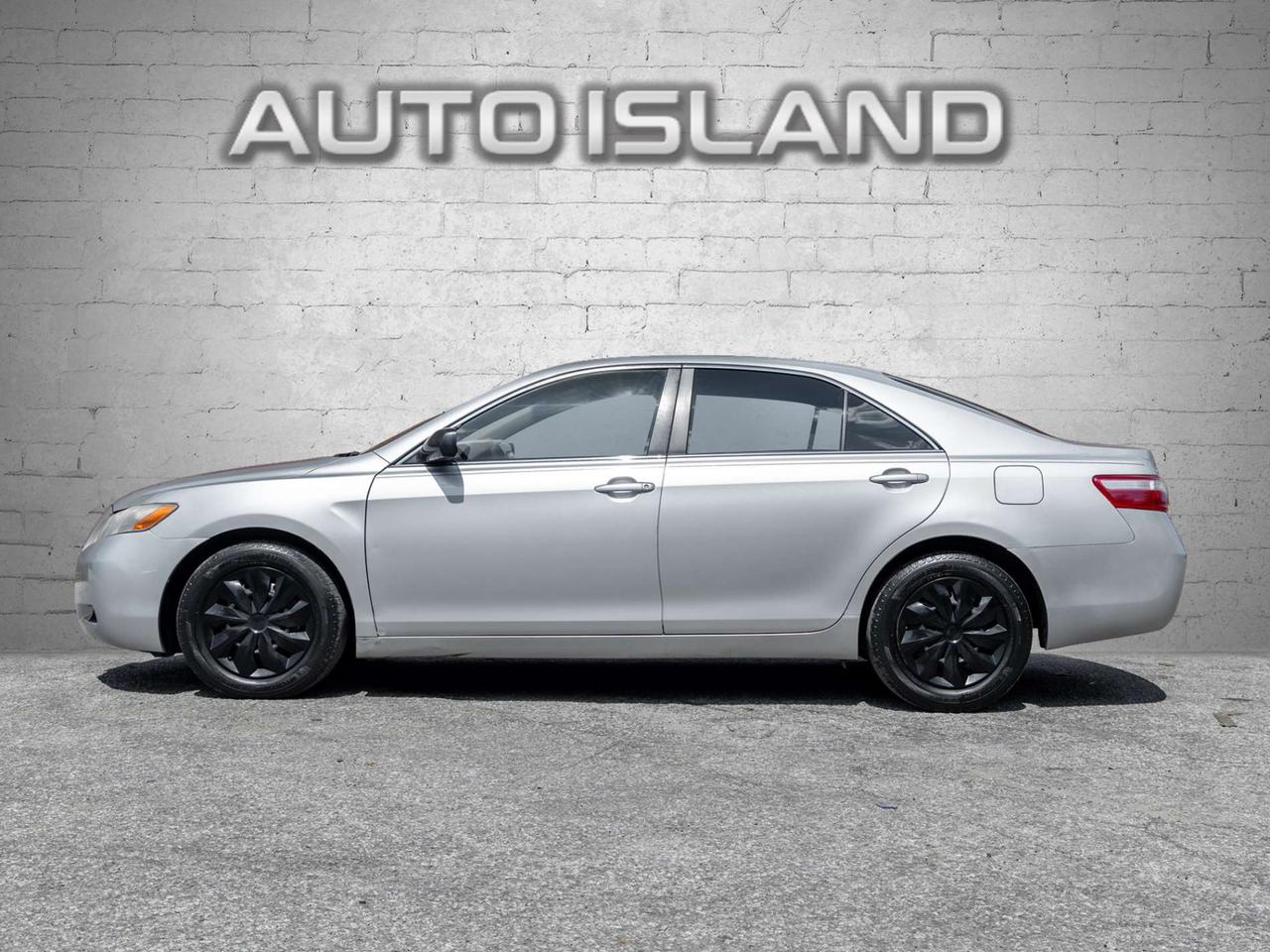 2007 Toyota Camry I4 LE Photo