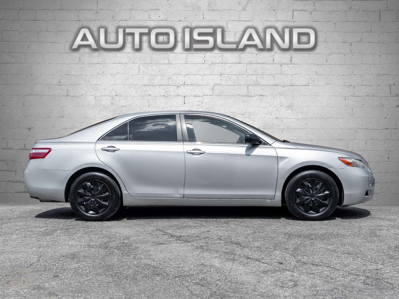 2007 Toyota Camry I4 LE Photo