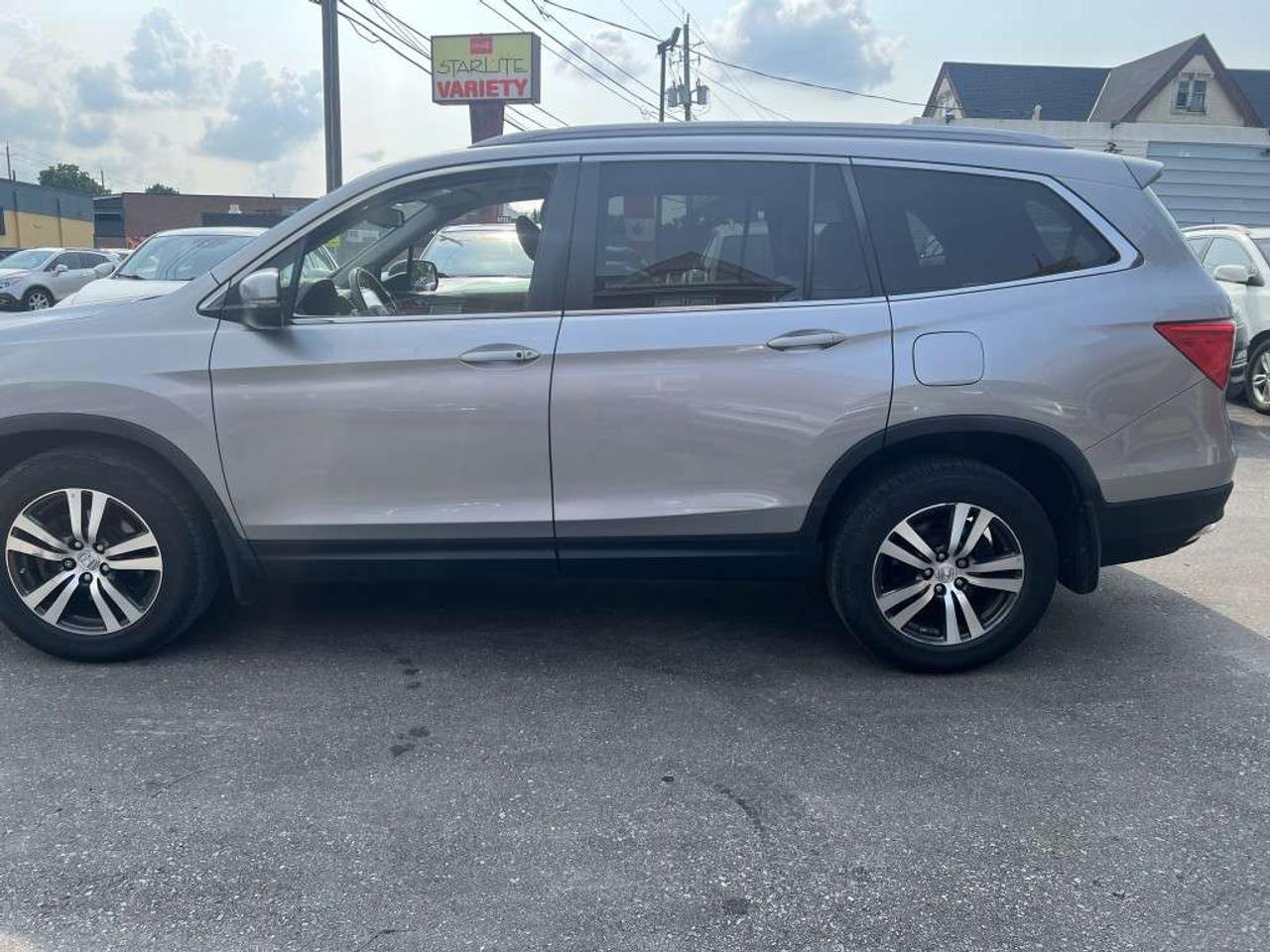 2016 Honda Pilot 4WD 4dr EX-L w/Navi Photo2