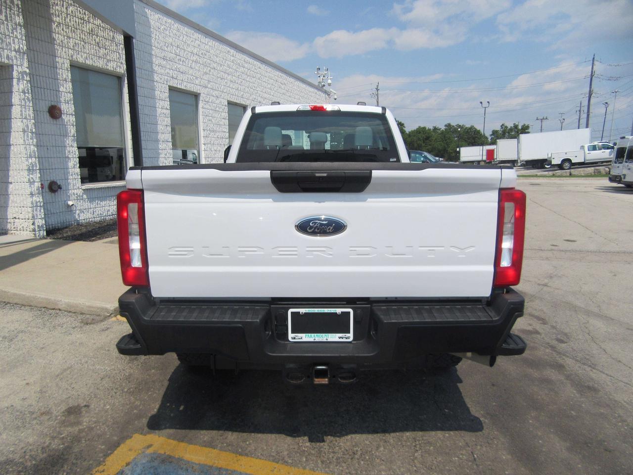 2025 Ford F-250 SUPER DUTY CREW CAB 4X4 8FT LONG BOX Photo