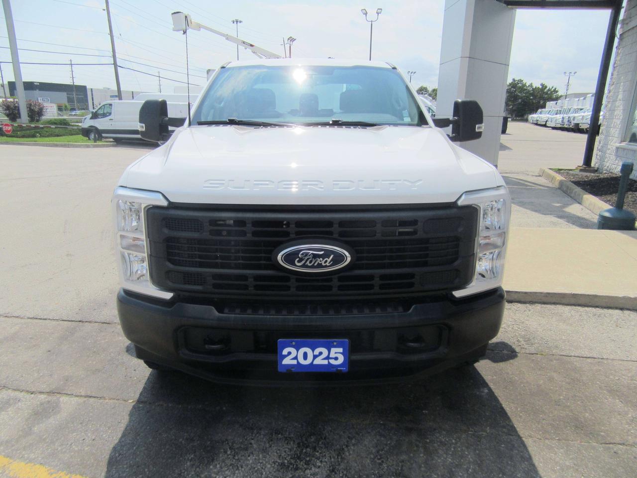 2025 Ford F-250 SUPER DUTY CREW CAB 4X4 8FT LONG BOX Photo