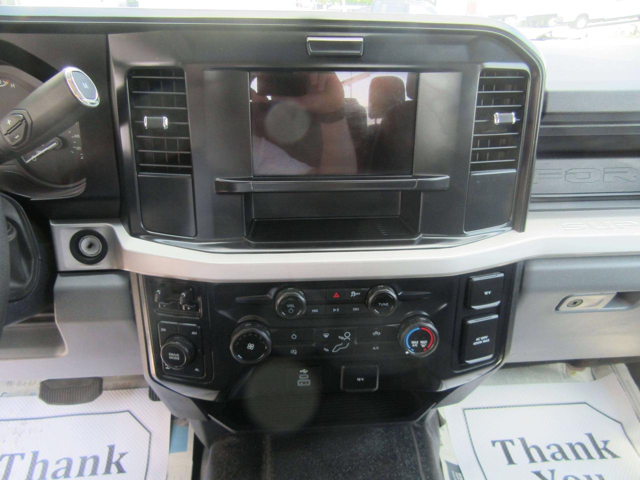 2025 Ford F-250 SUPER DUTY CREW CAB 4X4 8FT LONG BOX Photo