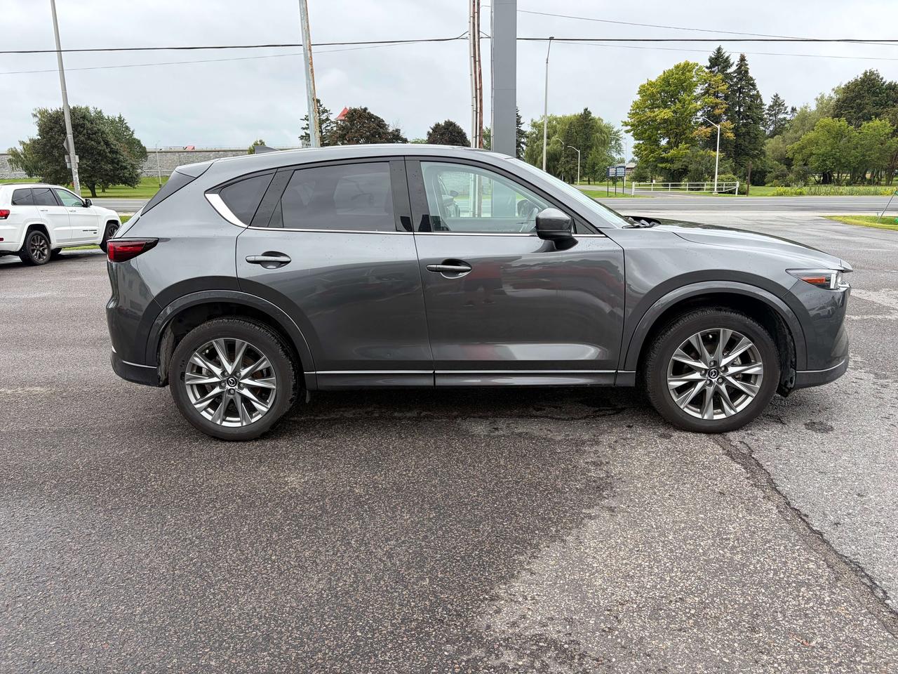 2025 Mazda CX-5 GT Photo