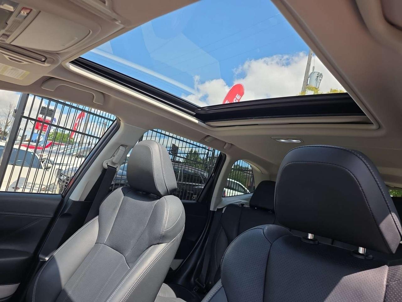 2022 Subaru Forester Limited EYE SIGHT AWD * 1 OWNER / FULL SERVICE HISTORY / CARPLAY / NAVI Photo