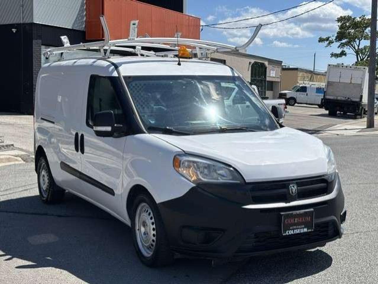 2016 RAM ProMaster ST **ROOF RACKS-DIVIDER-NO ACCIDENTS-CERTIFIED** Photo