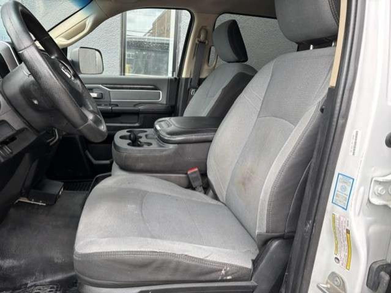 2019 RAM 2500 BIG HORN **CREW CAB 6'4 BOX-1 OWNER-CERTIFIED** Photo