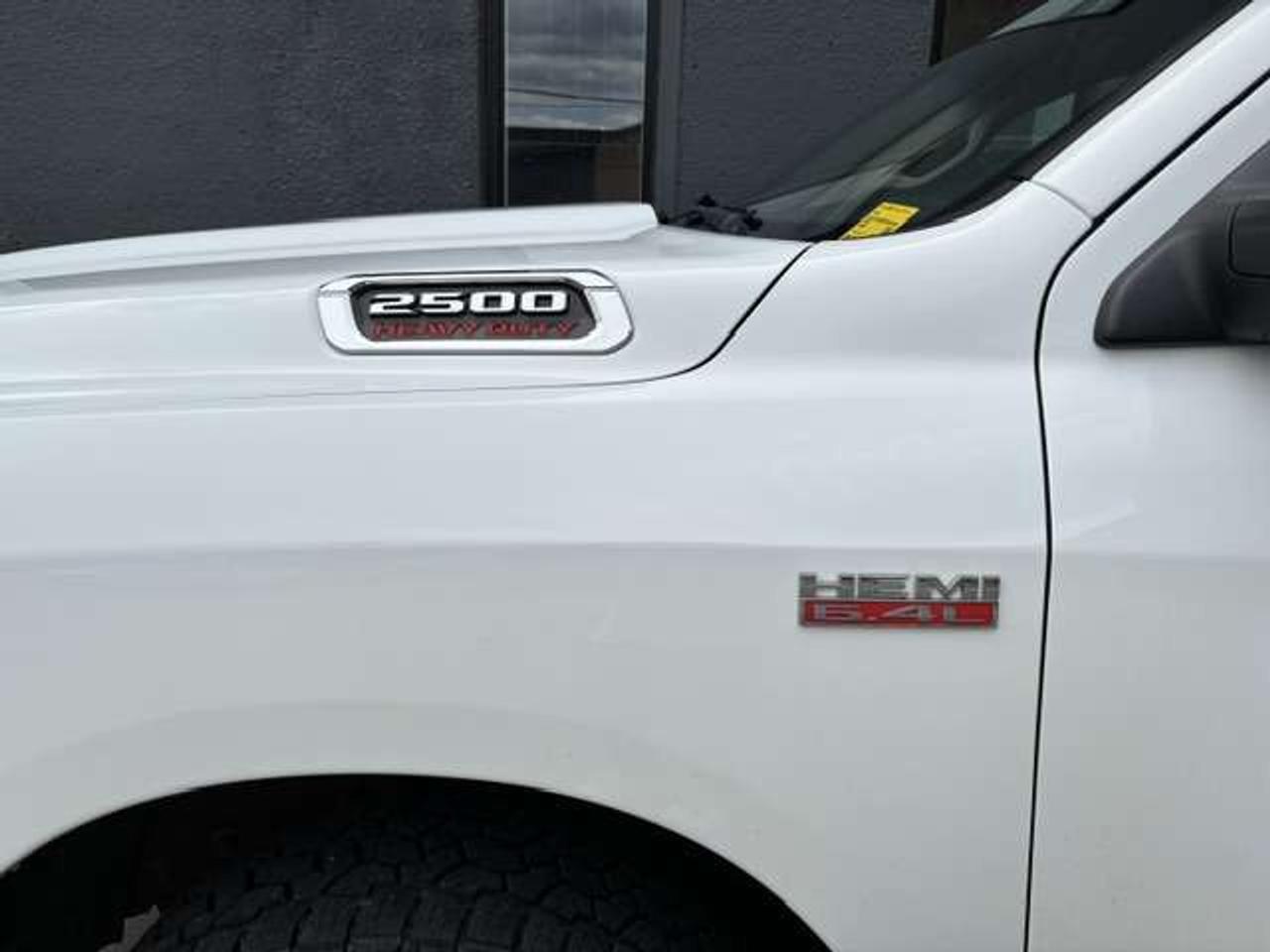 2019 RAM 2500 BIG HORN **CREW CAB 6'4 BOX-1 OWNER-CERTIFIED** Photo