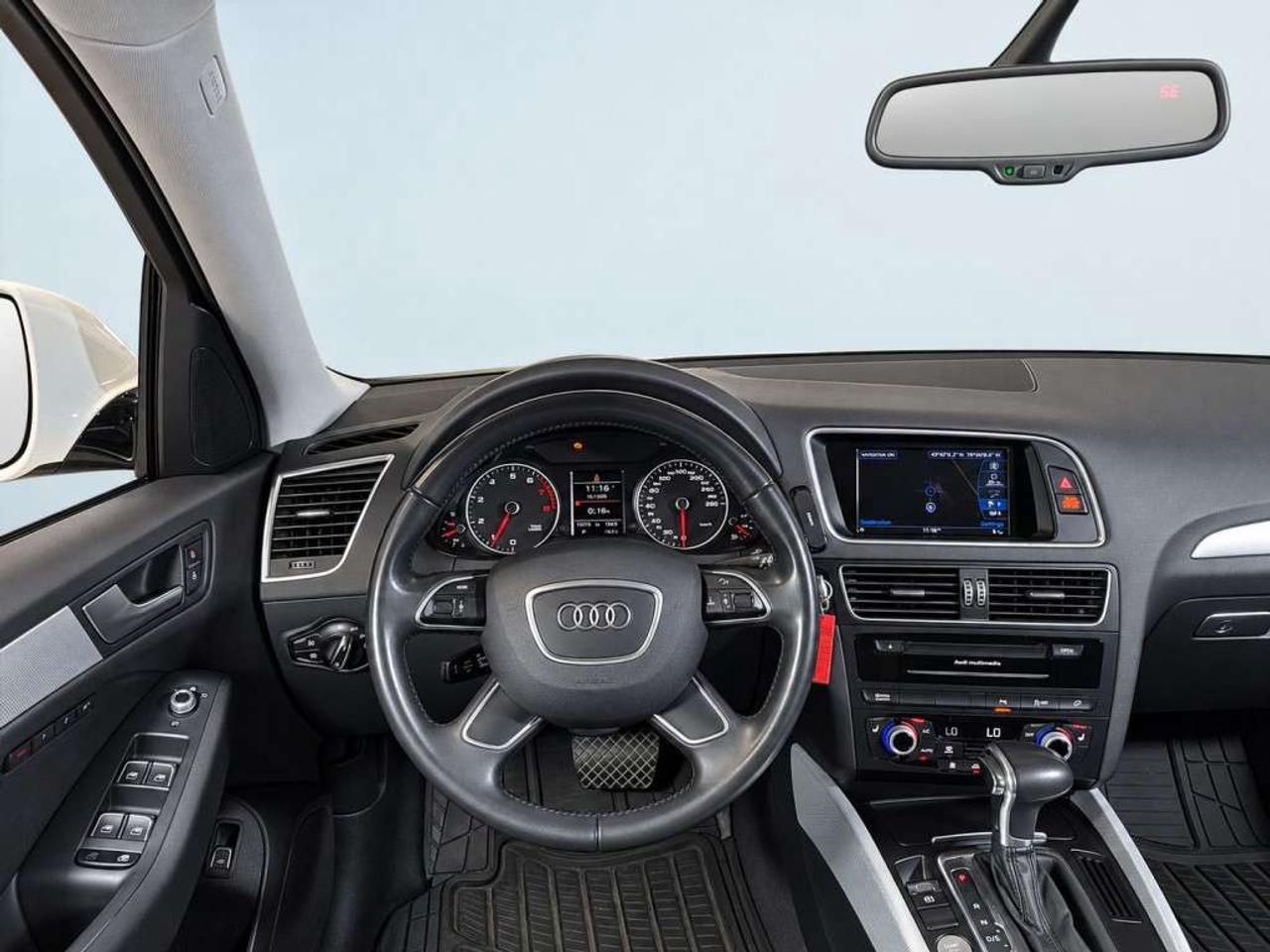 2017 Audi Q5 Progressiv 2.0   AWD   Leather   Sunroof   Heated Seats   Back up Cam Photo