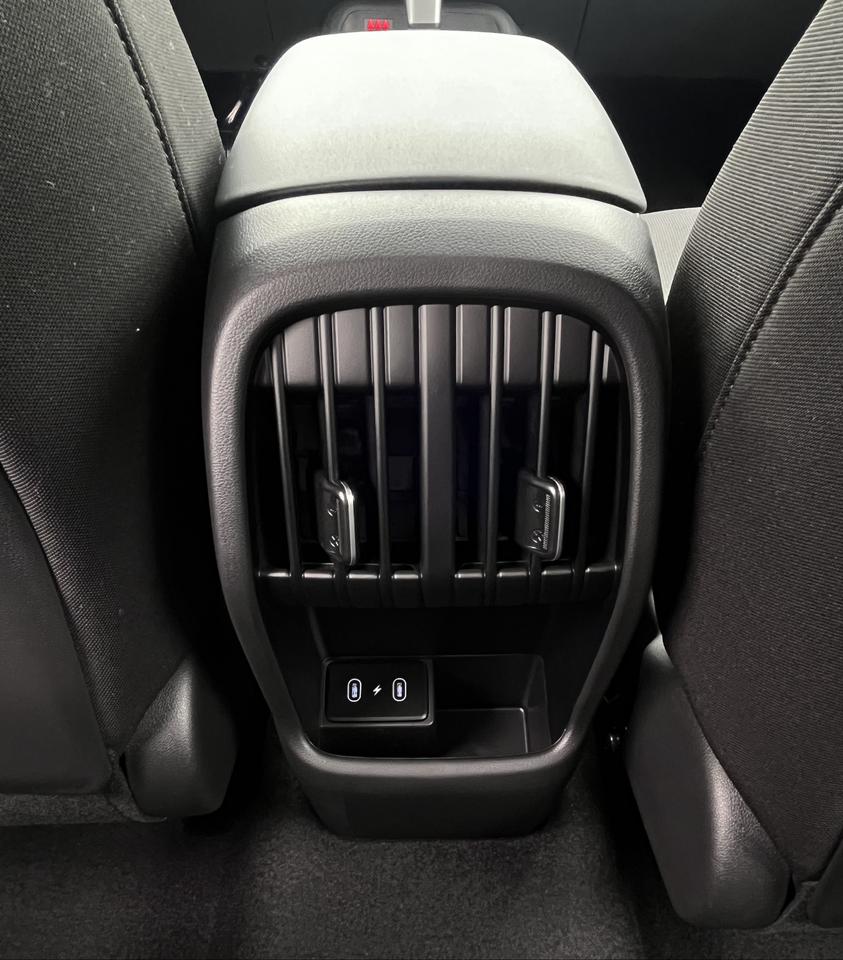 2027 Hyundai KONA 2.0L Essential AWD Photo