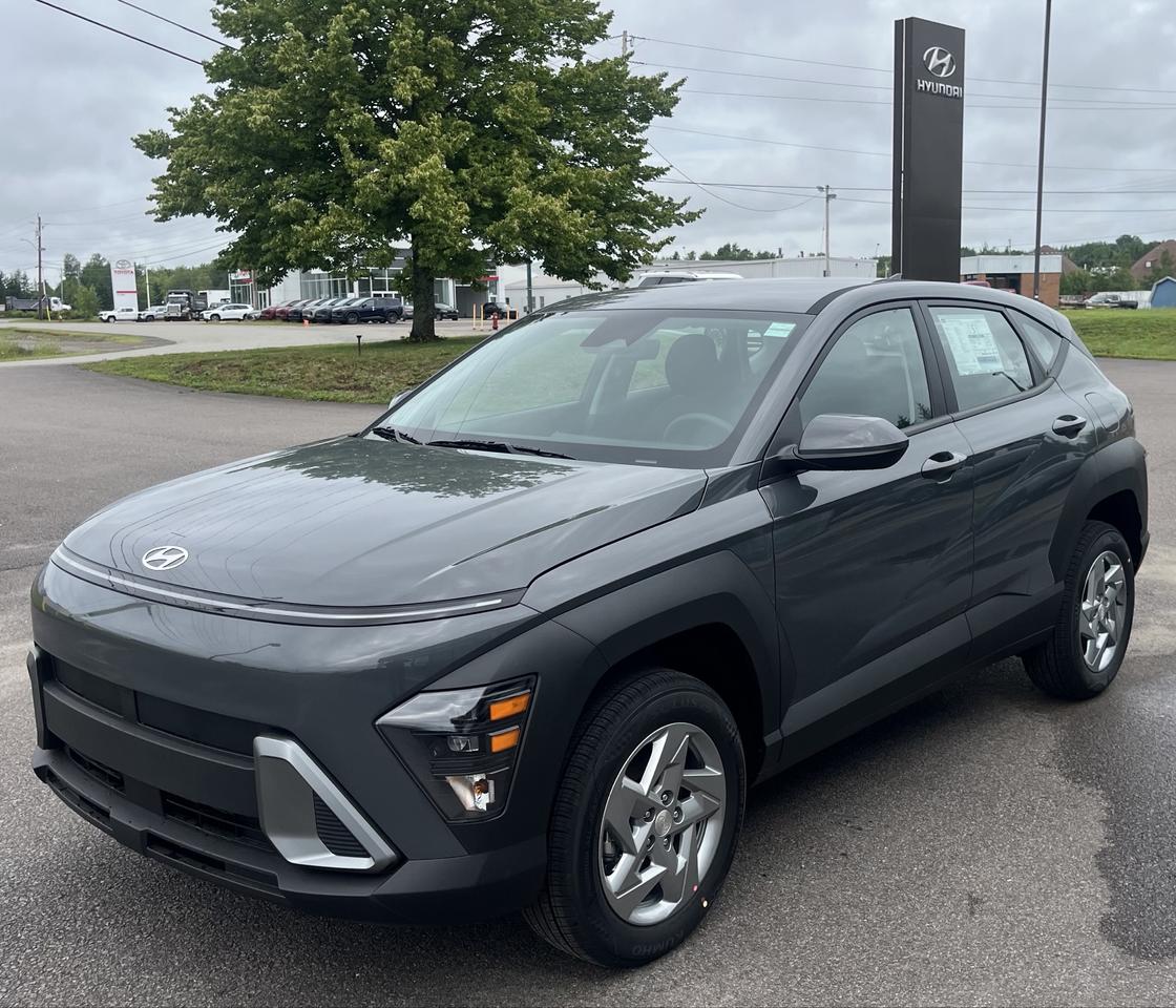 2027 Hyundai KONA 2.0L Essential AWD Photo