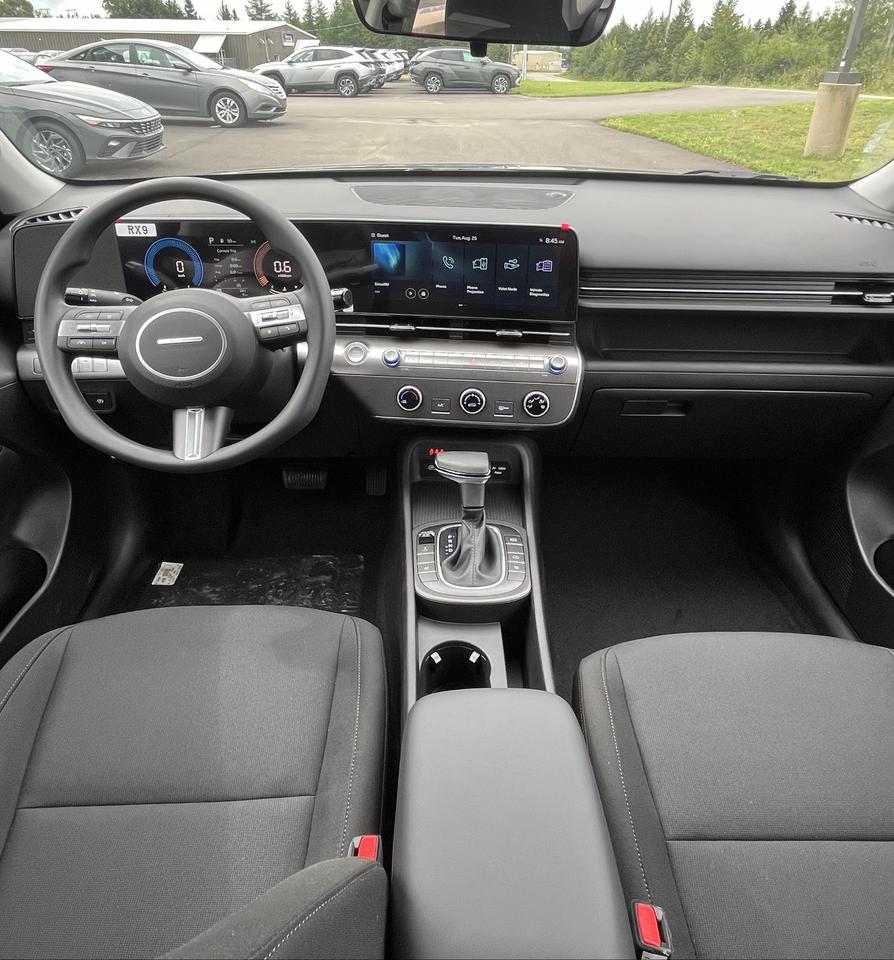2027 Hyundai KONA 2.0L Essential AWD Photo