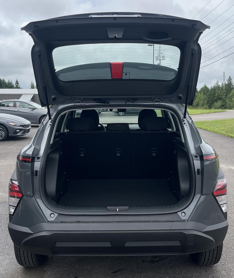 2027 Hyundai KONA 2.0L Essential AWD Photo