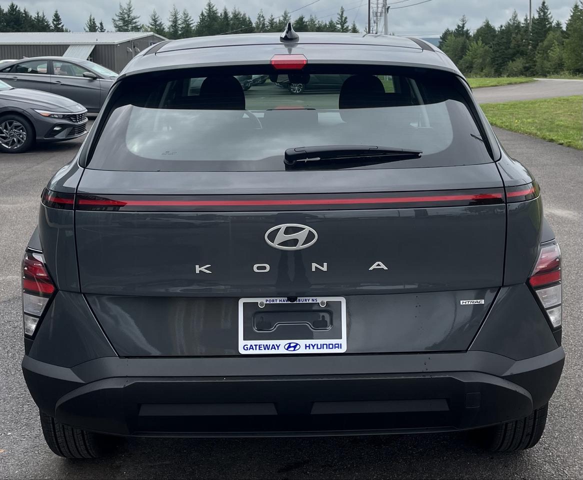 2027 Hyundai KONA 2.0L Essential AWD Photo