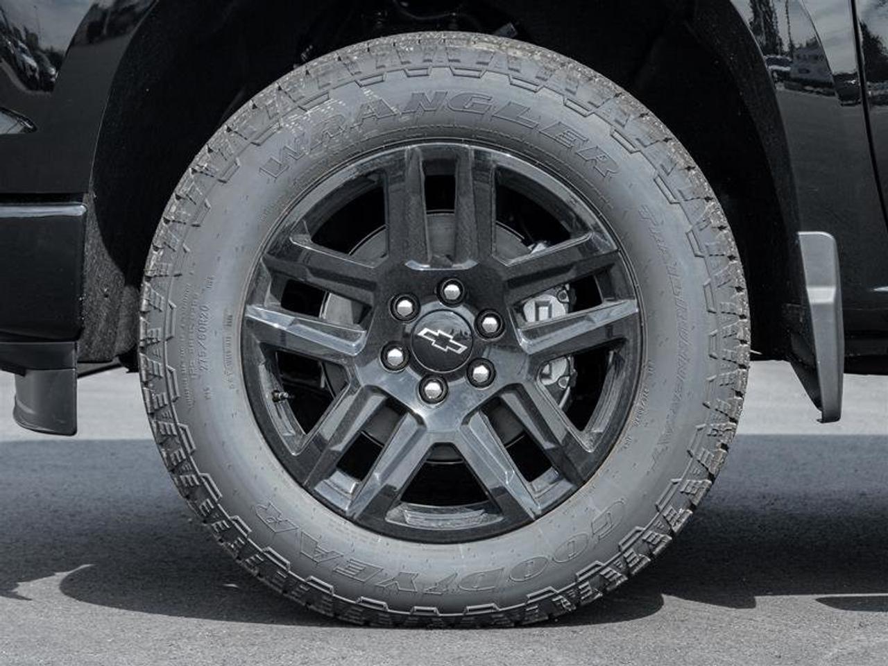 2026 Chevrolet Silverado 1500 RST Photo
