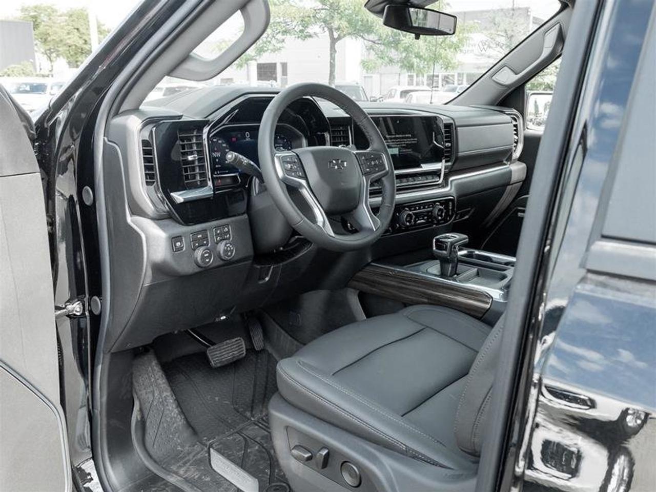 2026 Chevrolet Silverado 1500 RST Photo